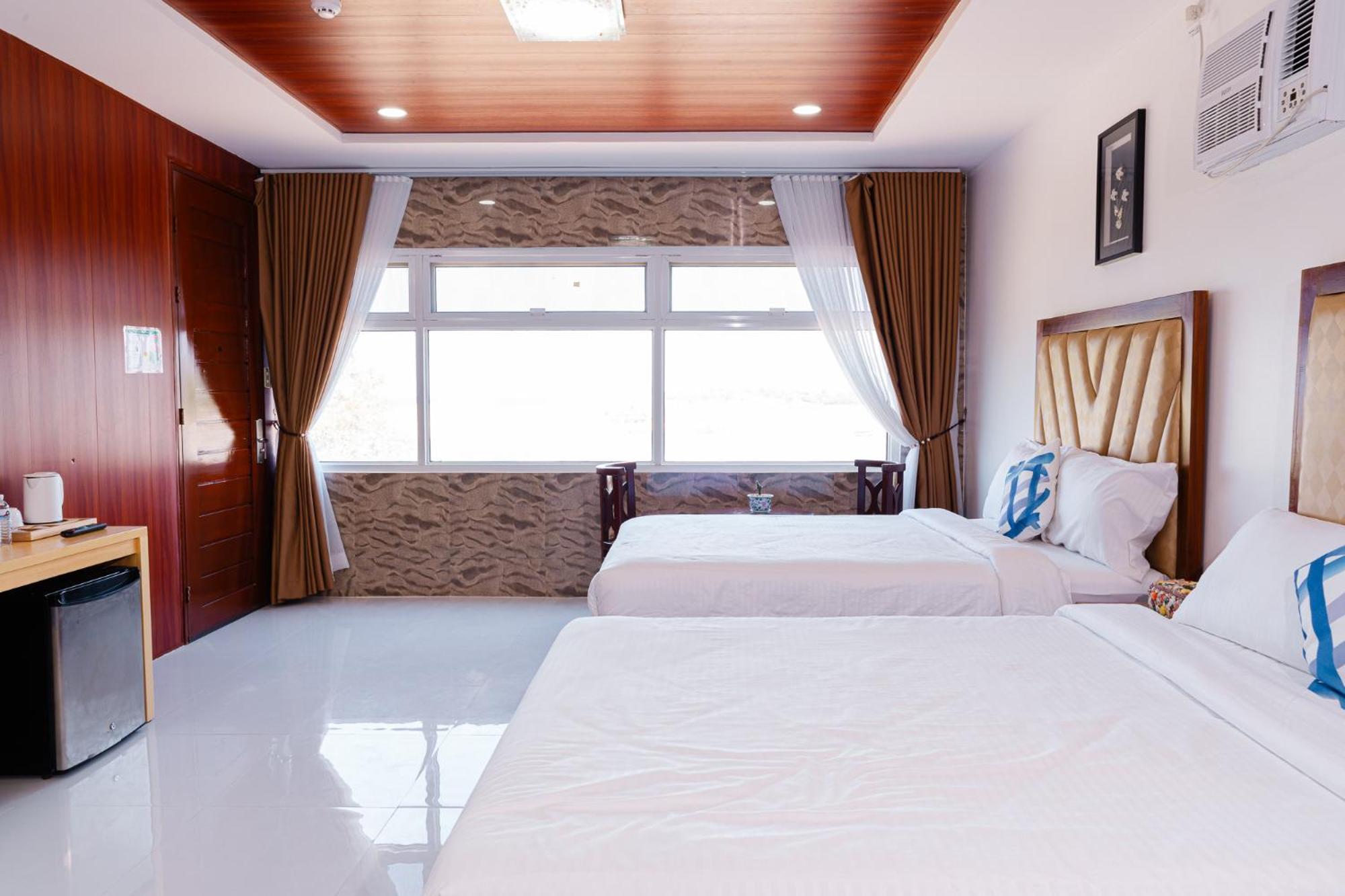 Q Beach Resort Cabangan Экстерьер фото